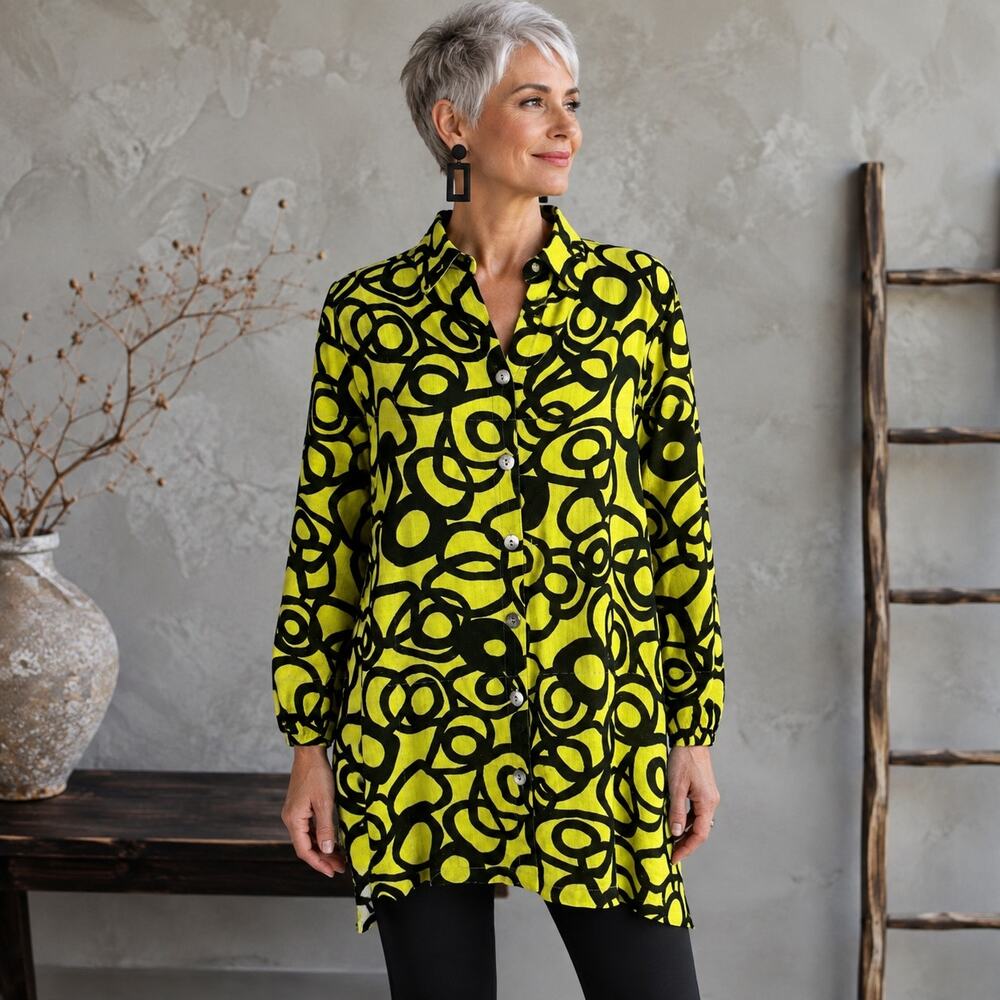 John Mark yellow black graphic 3/4 Sleeve  Top large